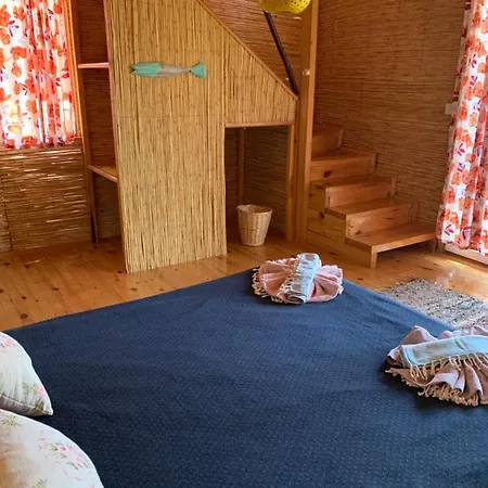 Hotel Large With Sea View In Kabak Bay, Oeluedeniz