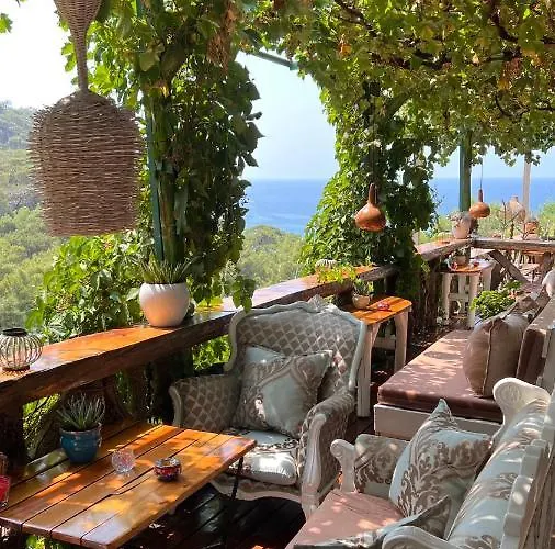 Large With Sea View In Kabak Bay, Oeluedeniz