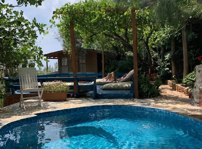 Hotel Large With Sea View In Kabak Bay, Oeluedeniz